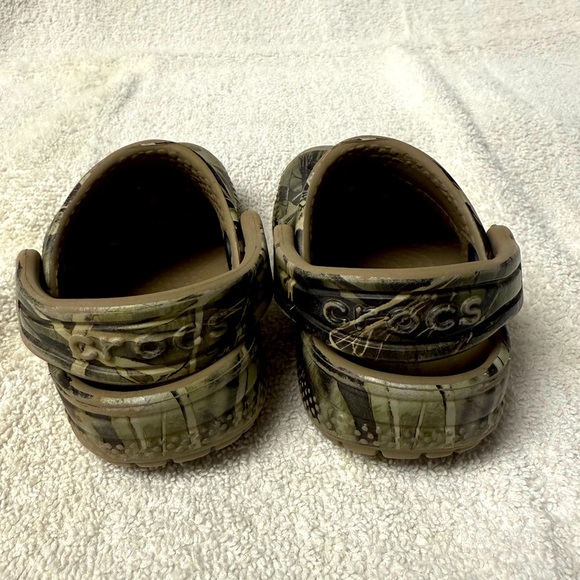 The Crocs Kids Toddler Size C 4 Baby Camo Slip On Clogs Unisex - Picture 6 of 9